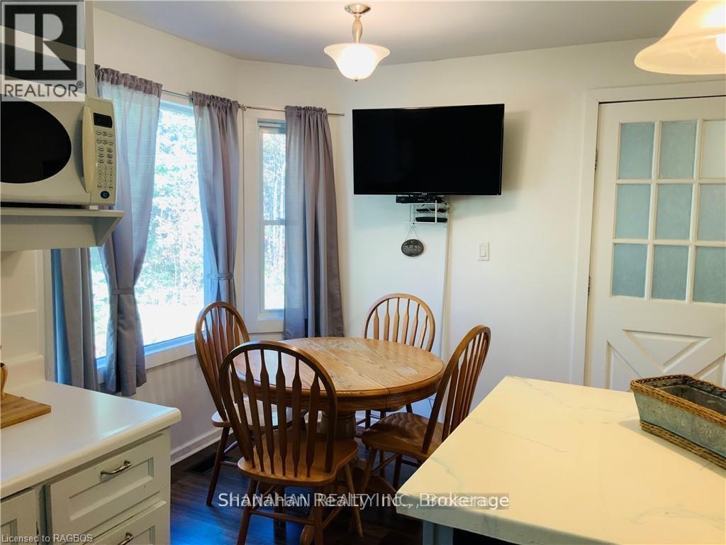 20 Cape Hurd Road, Northern Bruce Peninsula, Ontario  N0H 2R0 - Photo 16 - X12323273