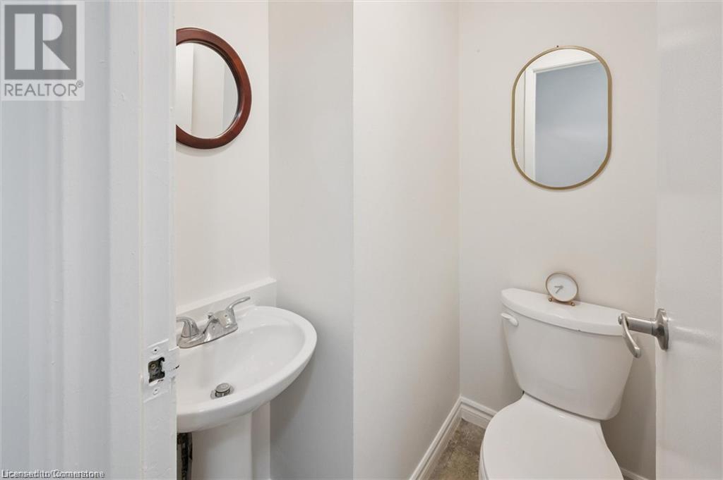 320 Bluevale Street N Unit# A, Waterloo, Ontario  N2J 4G3 - Photo 5 - 40756582