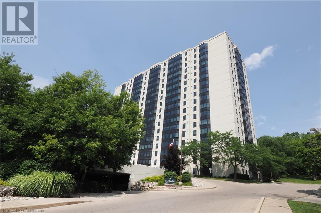 35 GREEN VALLEY Drive Unit# 1601, Kitchener, Ontario
