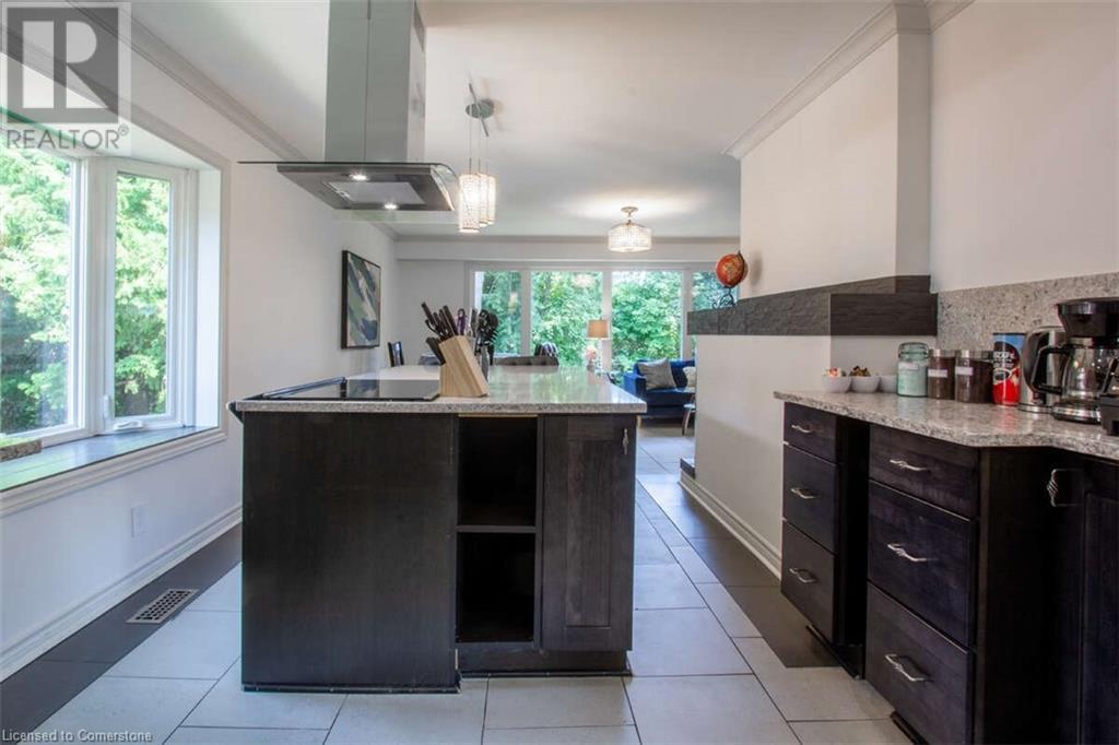 3438 Enniskillen Circle, Mississauga, Ontario  L5C 2N1 - Photo 13 - 40757173
