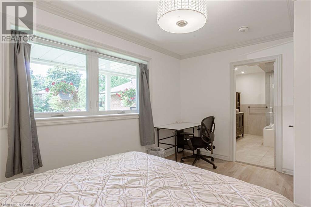 3438 Enniskillen Circle, Mississauga, Ontario  L5C 2N1 - Photo 21 - 40757173
