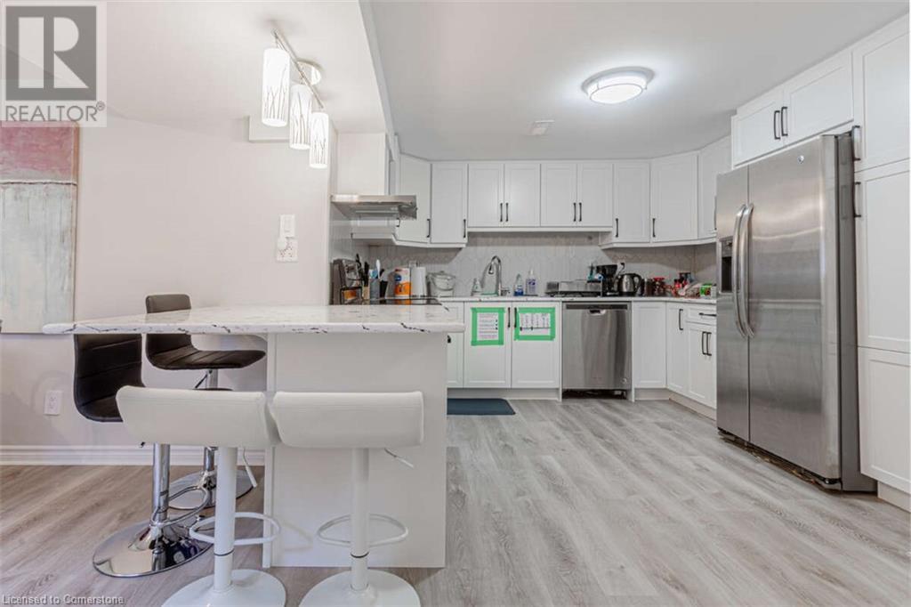 3438 Enniskillen Circle, Mississauga, Ontario  L5C 2N1 - Photo 26 - 40757173