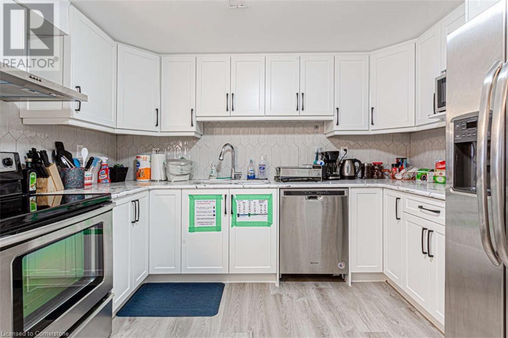 3438 Enniskillen Circle, Mississauga, Ontario  L5C 2N1 - Photo 29 - 40757173