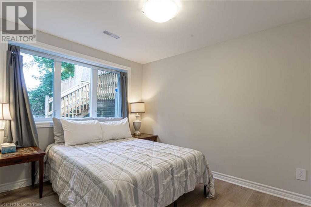 3438 Enniskillen Circle, Mississauga, Ontario  L5C 2N1 - Photo 38 - 40757173