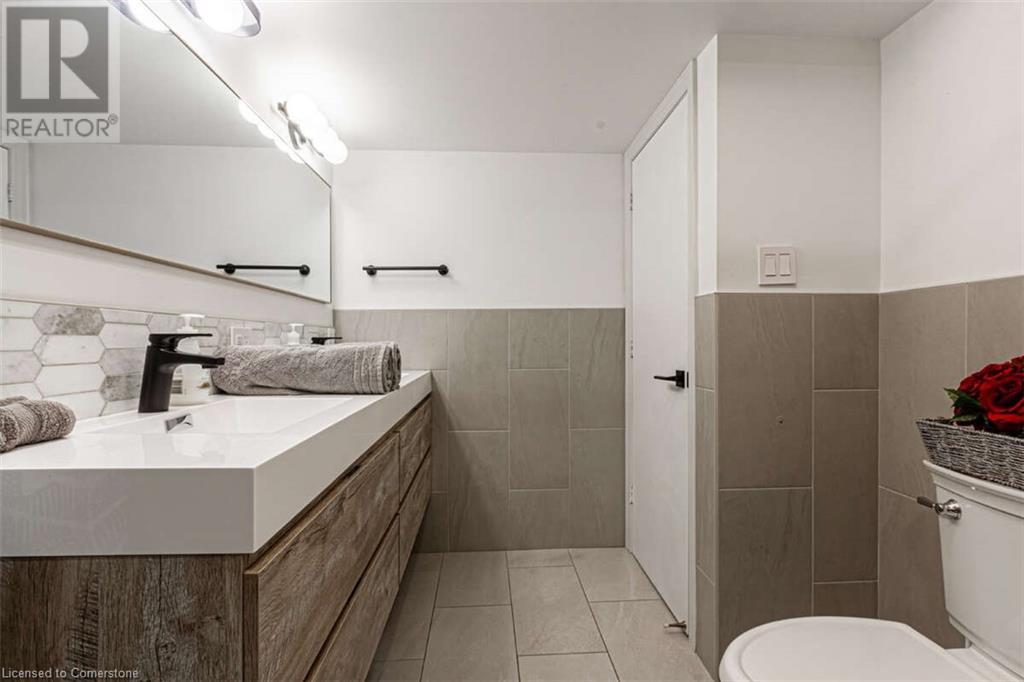 3438 Enniskillen Circle, Mississauga, Ontario  L5C 2N1 - Photo 42 - 40757173