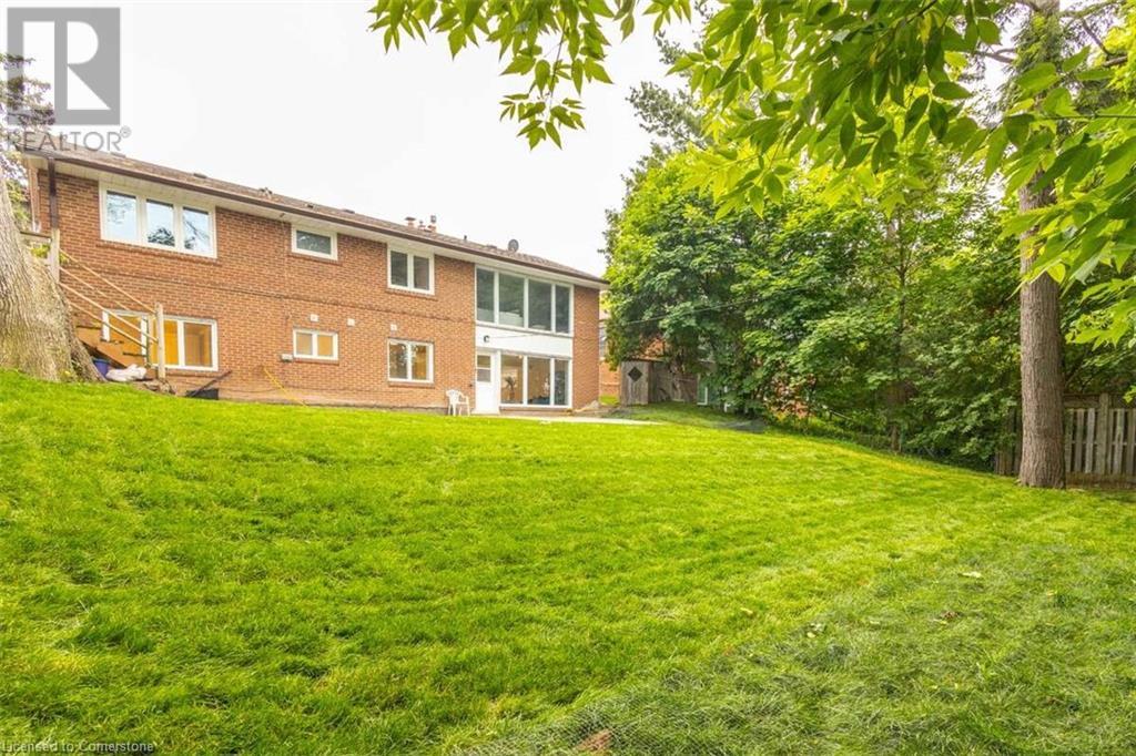 3438 Enniskillen Circle, Mississauga, Ontario  L5C 2N1 - Photo 49 - 40757173