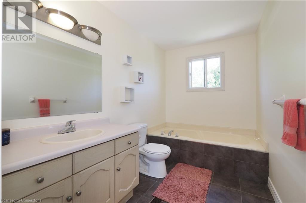48 Lynnvalley Crescent, Kitchener, Ontario  N2N 3B2 - Photo 23 - 40751148