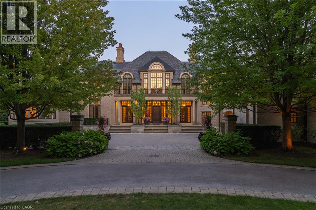 2054 LAKESHORE Road E, Oakville, Ontario