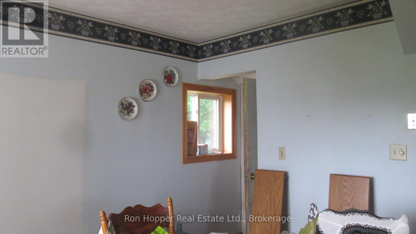 73 Boat Lake Road, South Bruce Peninsula, Ontario  N0H 2T0 - Photo 15 - X12323378