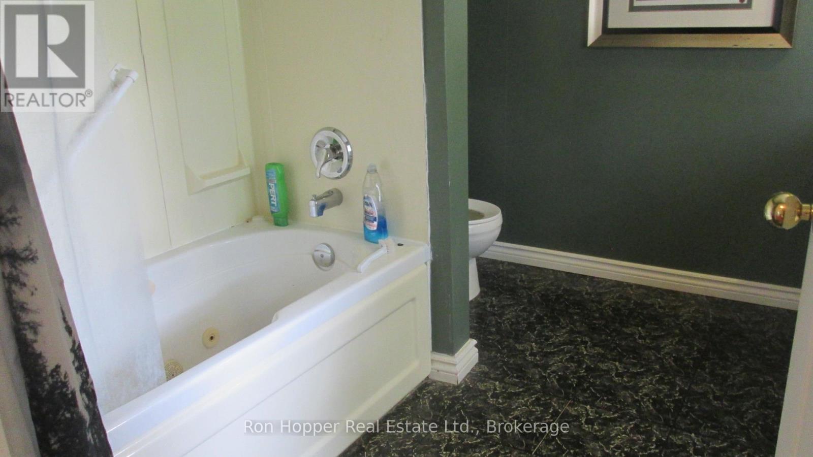 73 Boat Lake Road, South Bruce Peninsula, Ontario  N0H 2T0 - Photo 25 - X12323378