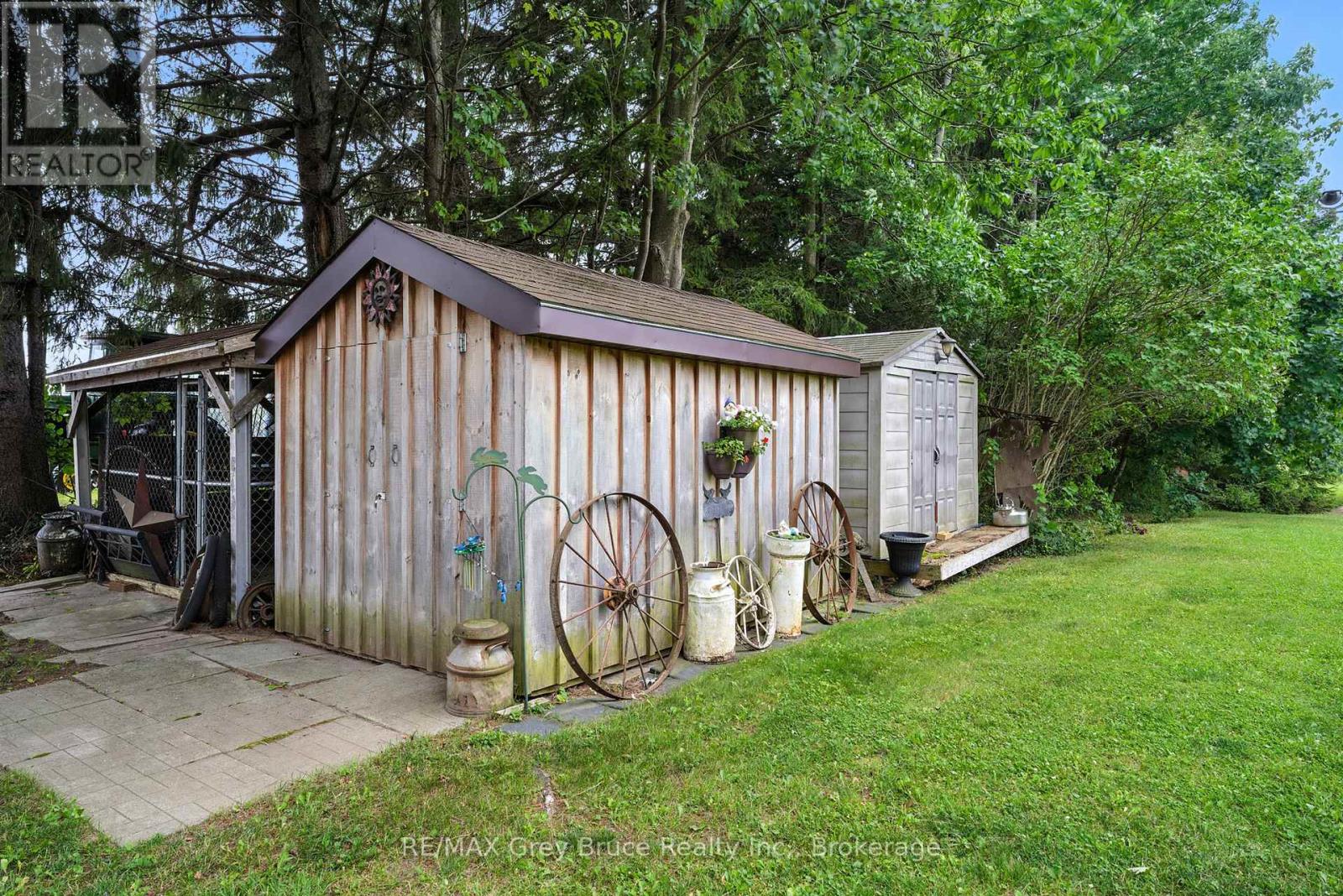 217509 3 Concession, Georgian Bluffs, Ontario  N4K 5N6 - Photo 13 - X12323392