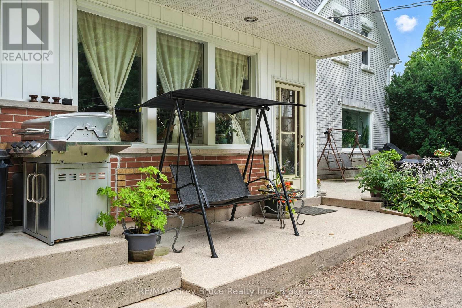 217509 3 Concession, Georgian Bluffs, Ontario  N4K 5N6 - Photo 14 - X12323392