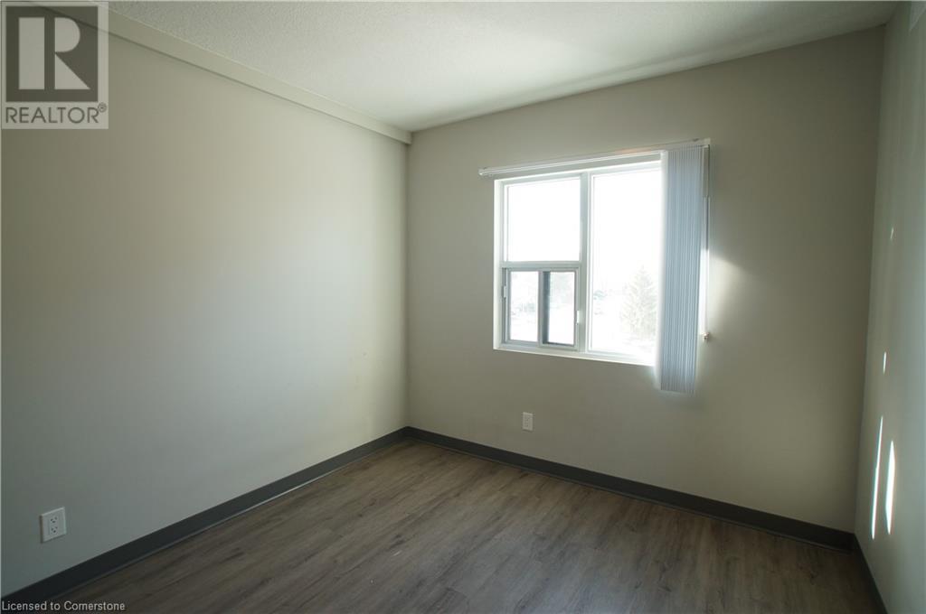595 Strasburg Road Unit# 510, Kitchener, Ontario  N2E 4J1 - Photo 8 - 40756348