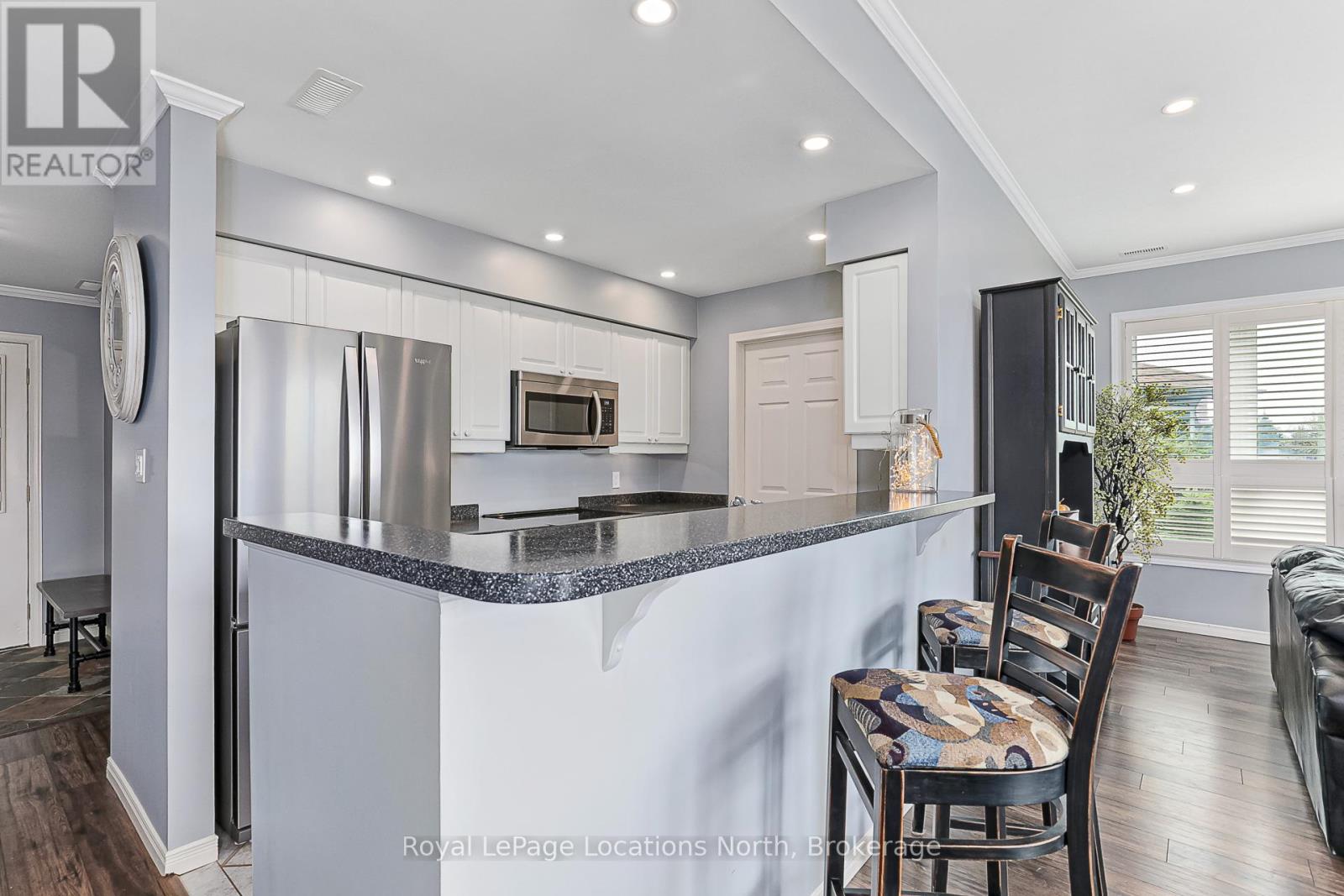 638 Johnston Park Avenue, Collingwood, Ontario  L9Y 5C7 - Photo 14 - S12323903