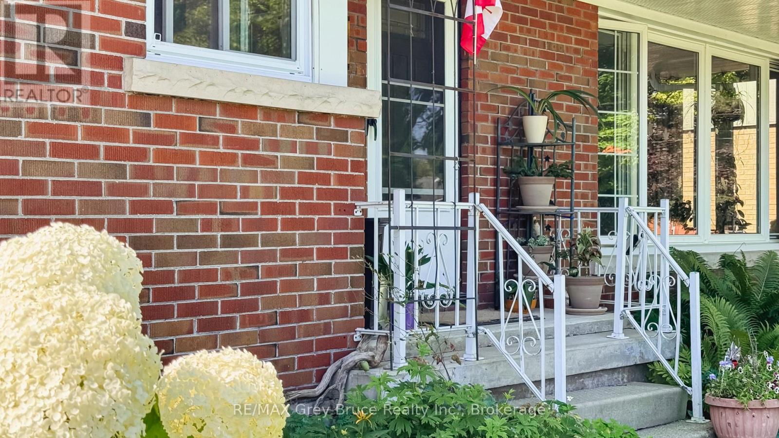 785 4th Street E, Owen Sound, Ontario  N4K 1B5 - Photo 37 - X12324340