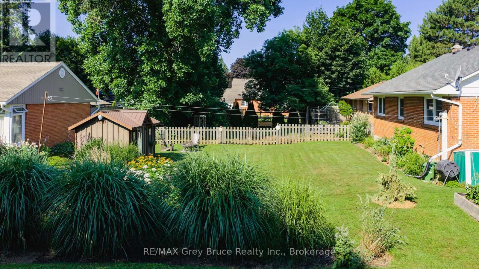 785 4th Street E, Owen Sound, Ontario  N4K 1B5 - Photo 39 - X12324340