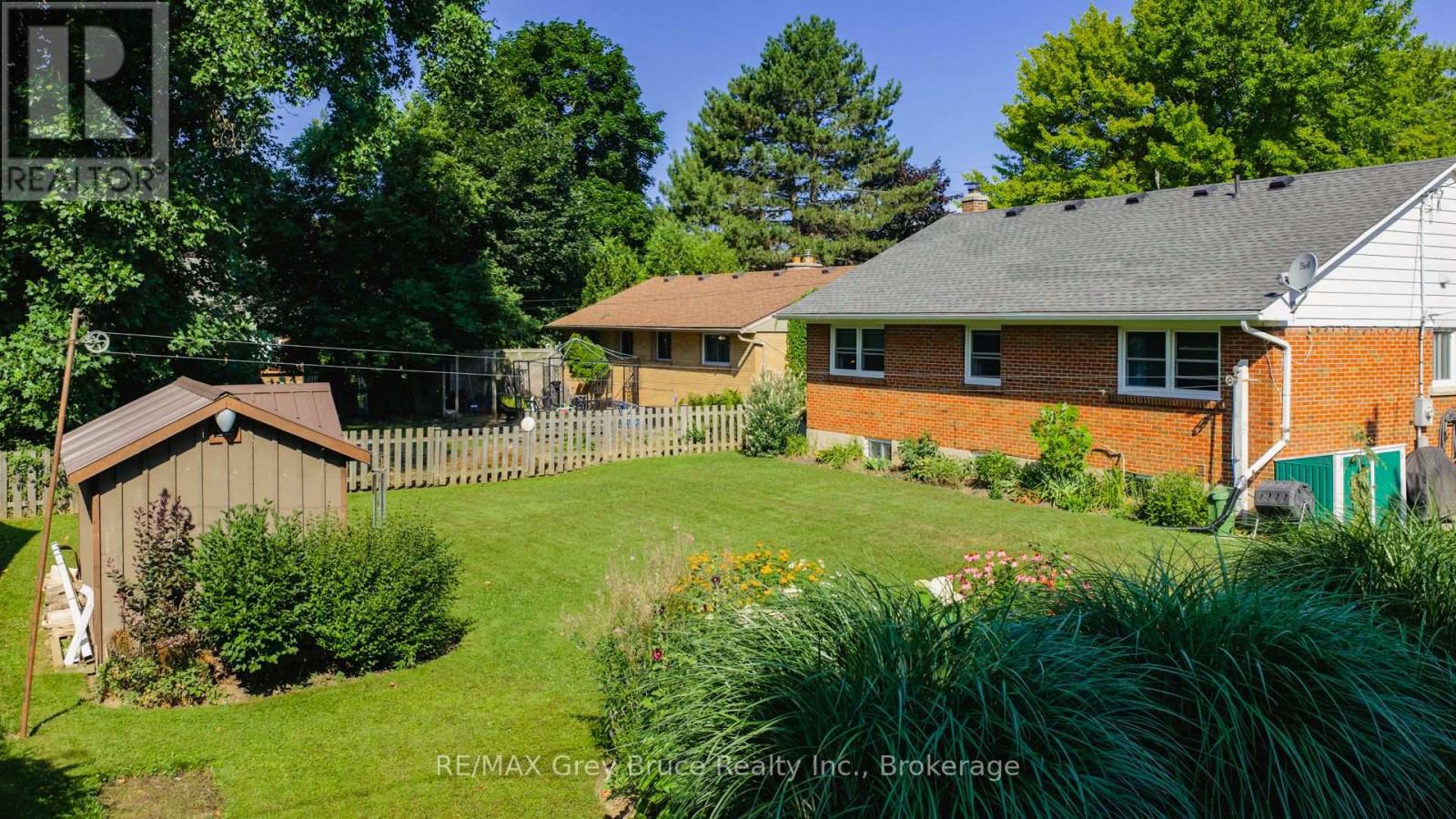 785 4th Street E, Owen Sound, Ontario  N4K 1B5 - Photo 40 - X12324340
