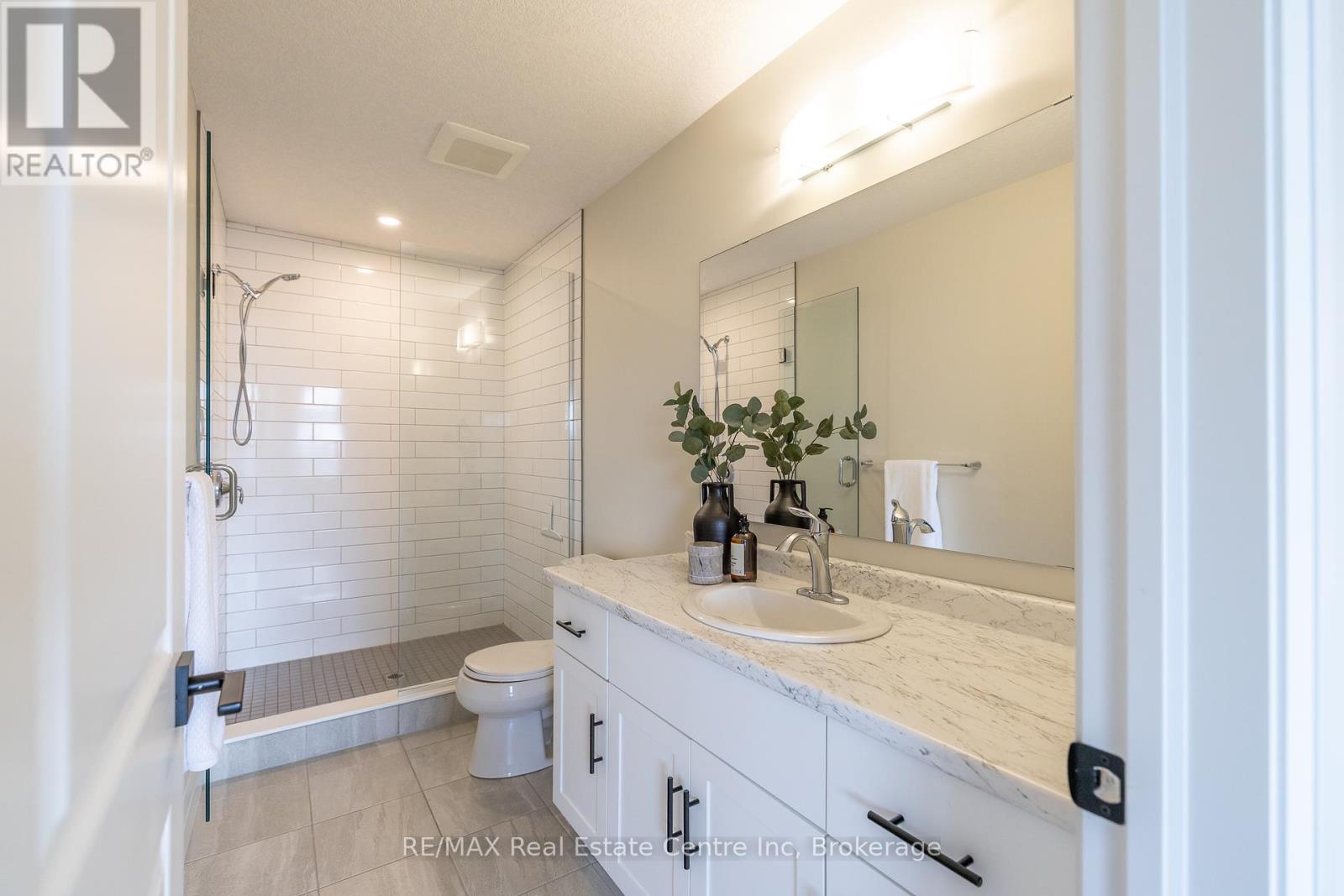 69 Rea Drive, Centre Wellington, Ontario  N1M 0H5 - Photo 19 - X12324359