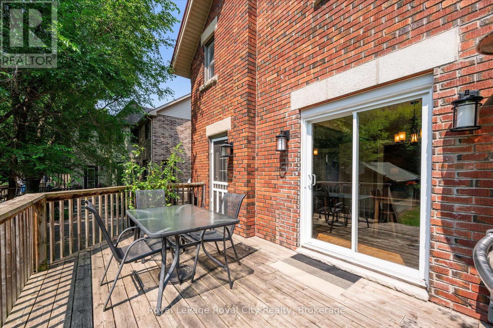 33 Mary Street, Guelph, Ontario  N1G 2A6 - Photo 32 - X12324563