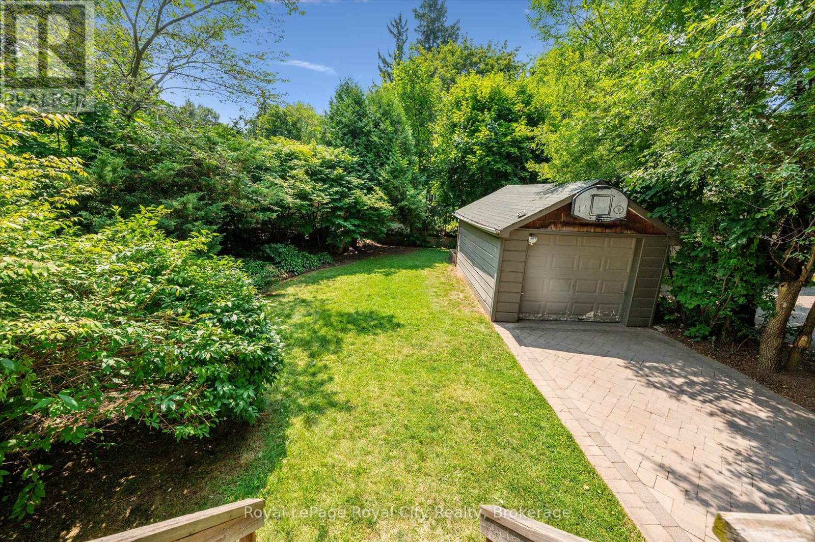 33 Mary Street, Guelph, Ontario  N1G 2A6 - Photo 34 - X12324563
