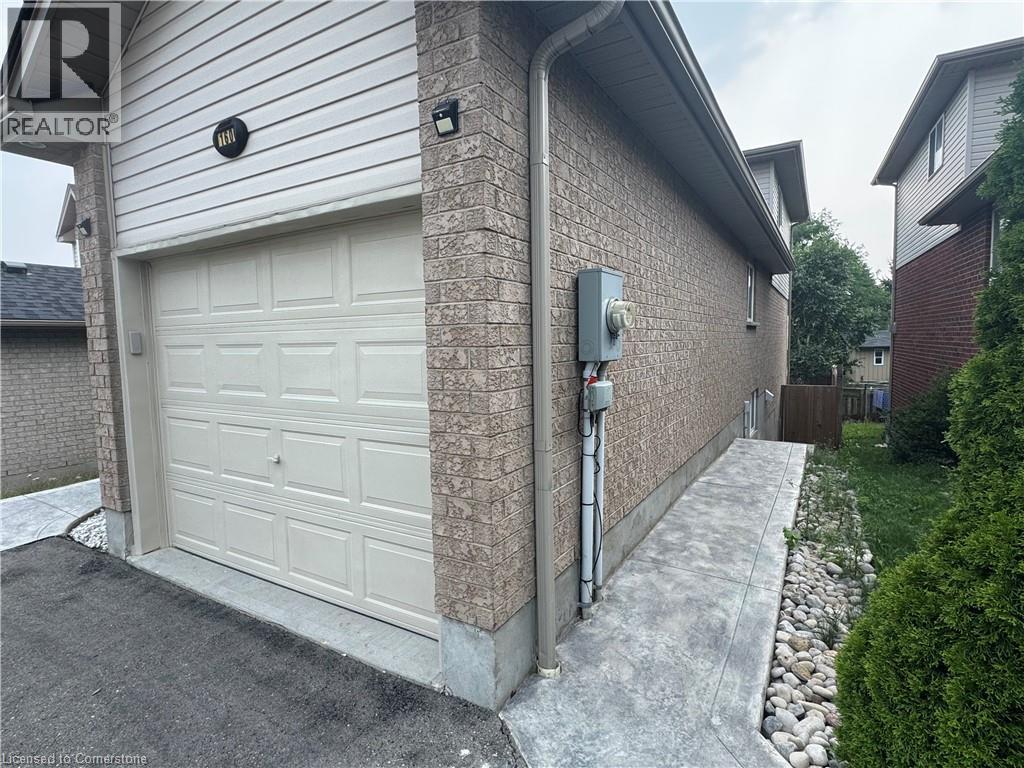 160 FALLOWFIELD Drive Unit# Lower, Kitchener, Ontario