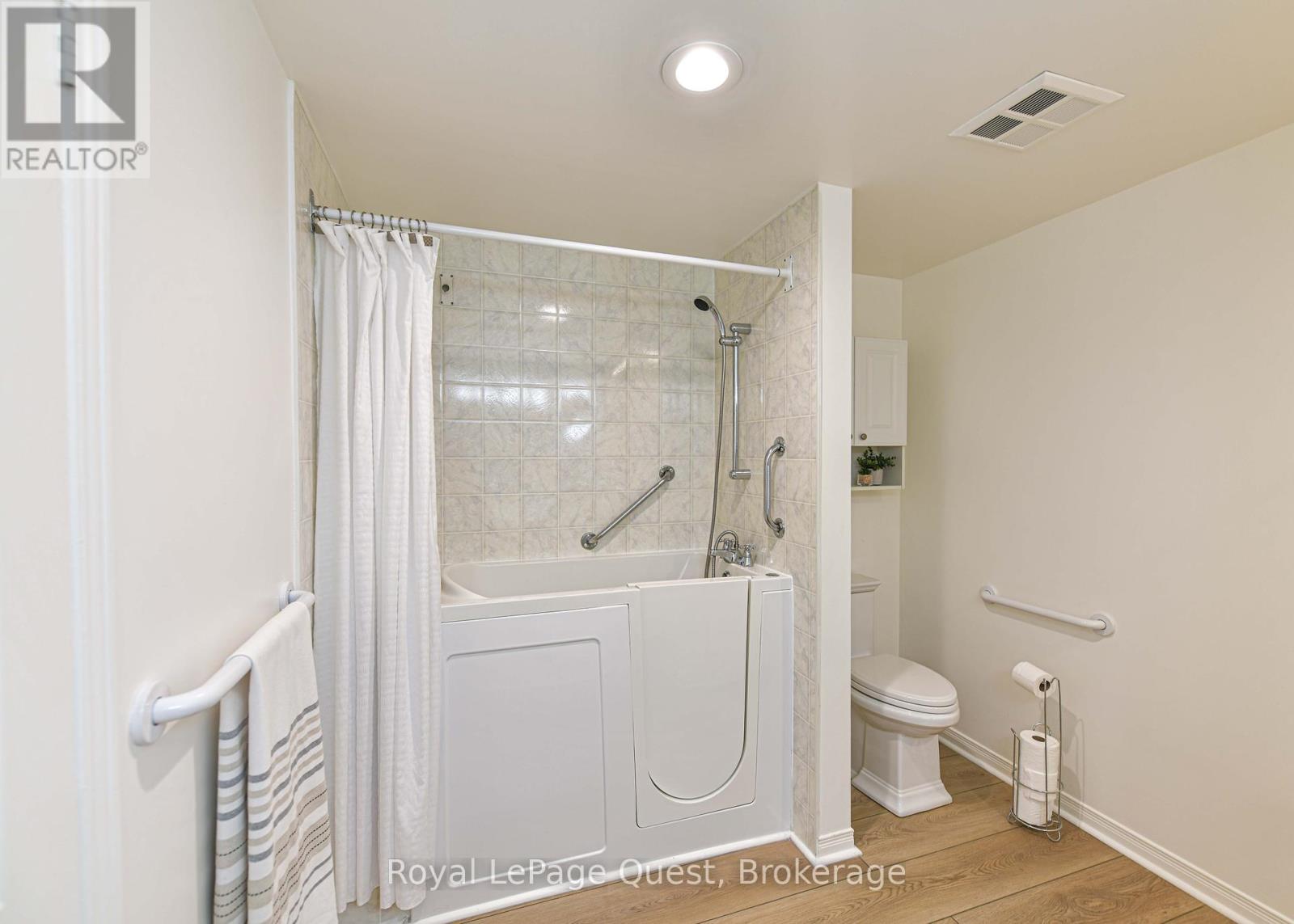 208 - 20 Museum Drive, Orillia, Ontario  L3V 7T9 - Photo 15 - S12324668