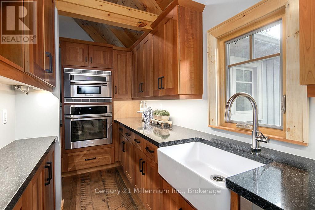 6 Forest Path, Clearview, Ontario  L9Y 3Y9 - Photo 13 - S12324683
