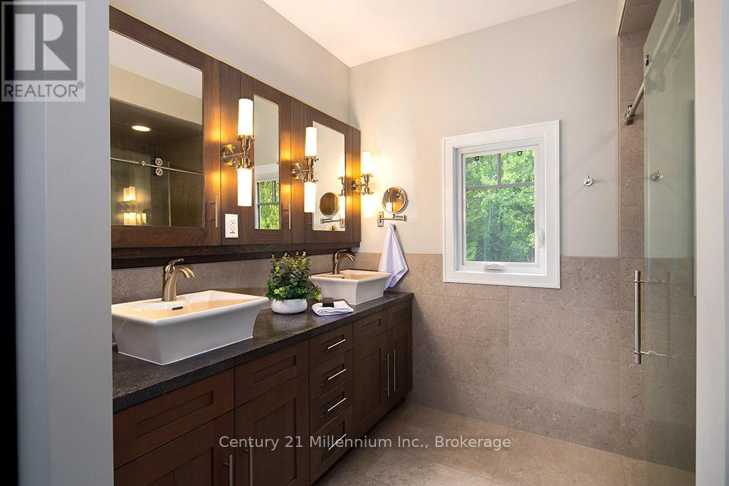6 Forest Path, Clearview, Ontario  L9Y 3Y9 - Photo 36 - S12324683