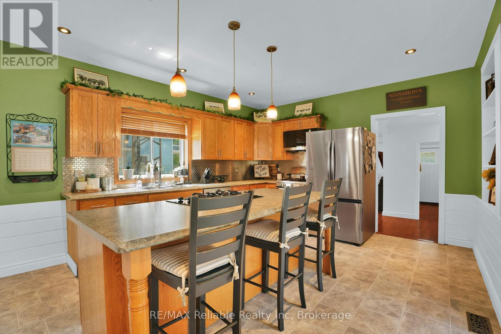 252 Kings Road, Central Huron, Ontario  N0M 2H0 - Photo 19 - X12324747