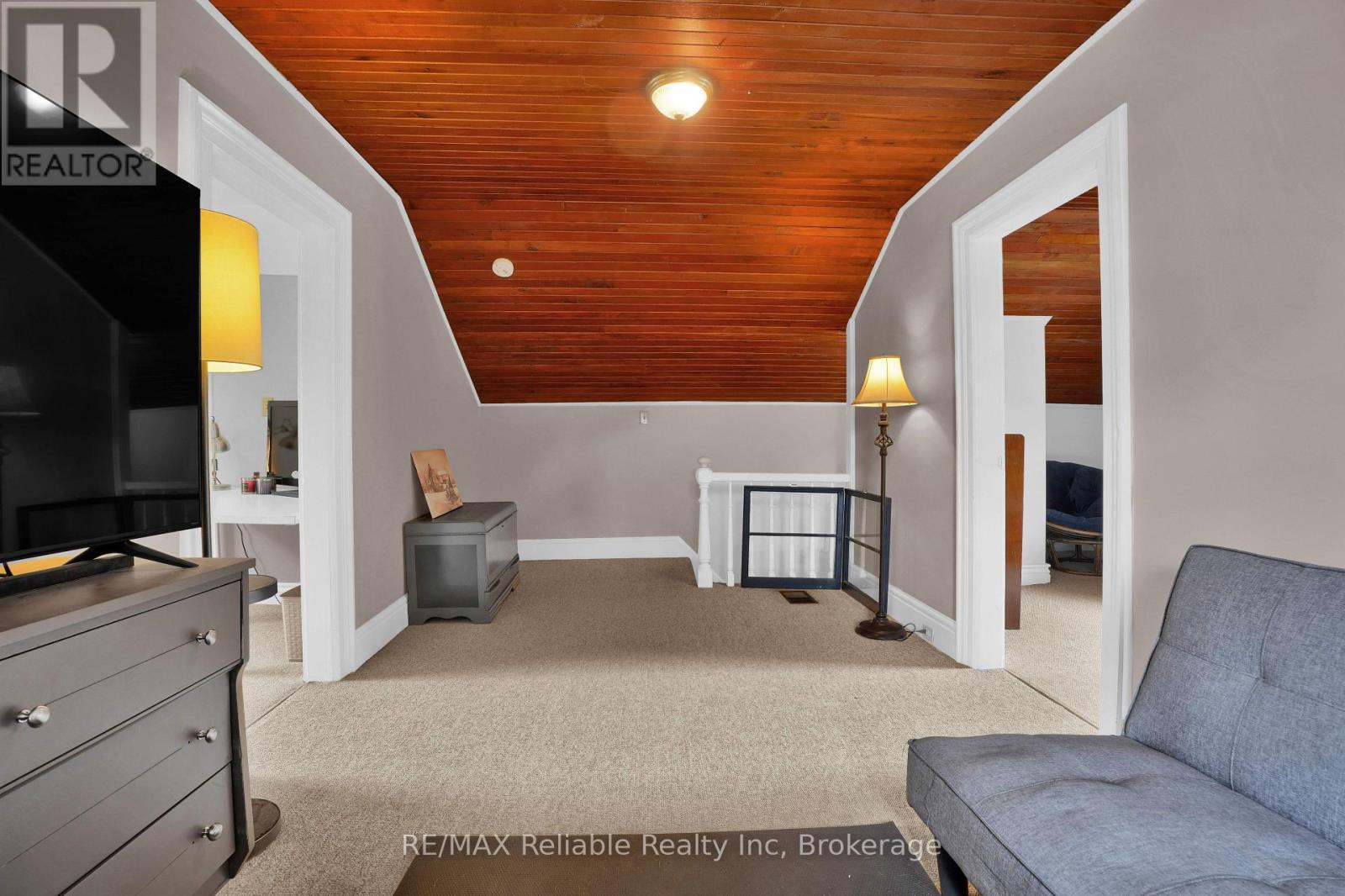 252 Kings Road, Central Huron, Ontario  N0M 2H0 - Photo 41 - X12324747