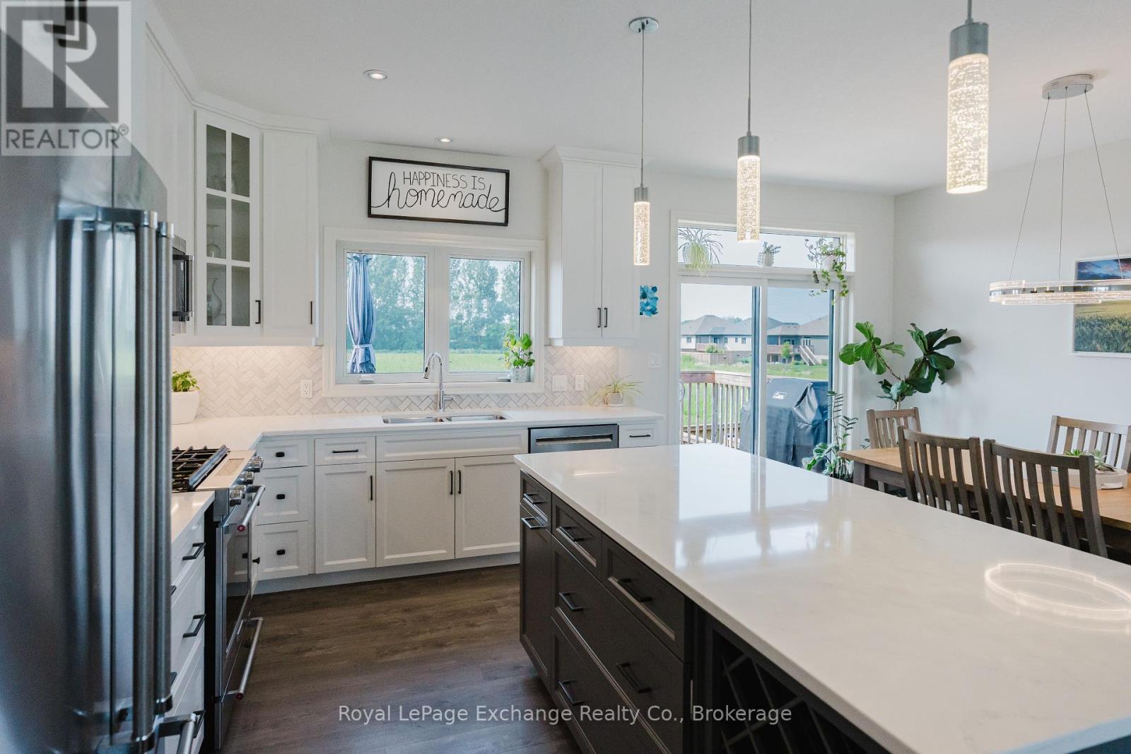 426 Buckby Lane, Saugeen Shores, Ontario  N0H 2C1 - Photo 10 - X12324798