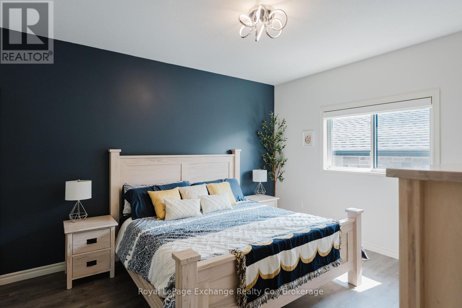 426 Buckby Lane, Saugeen Shores, Ontario  N0H 2C1 - Photo 14 - X12324798