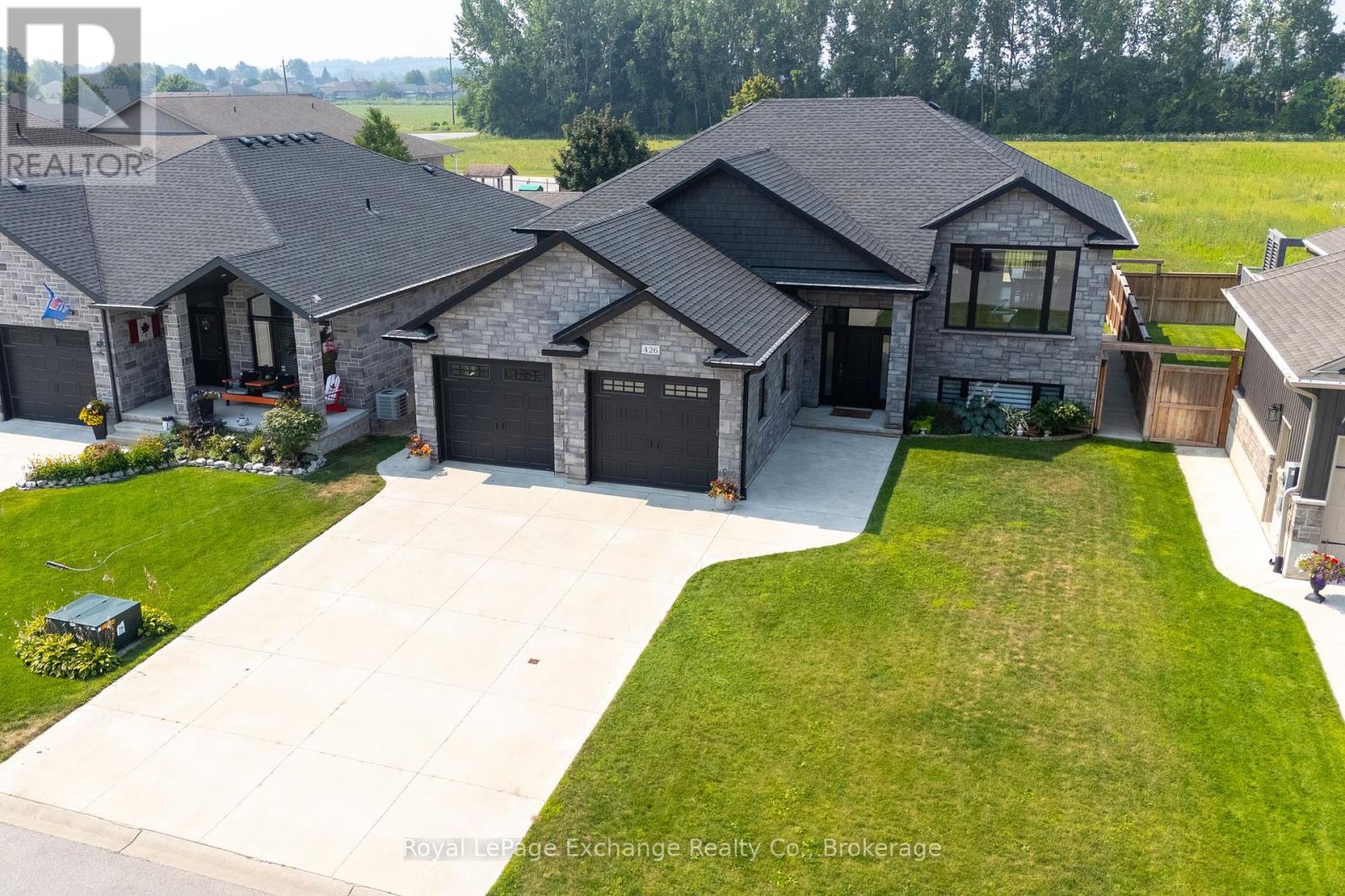 426 Buckby Lane, Saugeen Shores, Ontario  N0H 2C1 - Photo 35 - X12324798