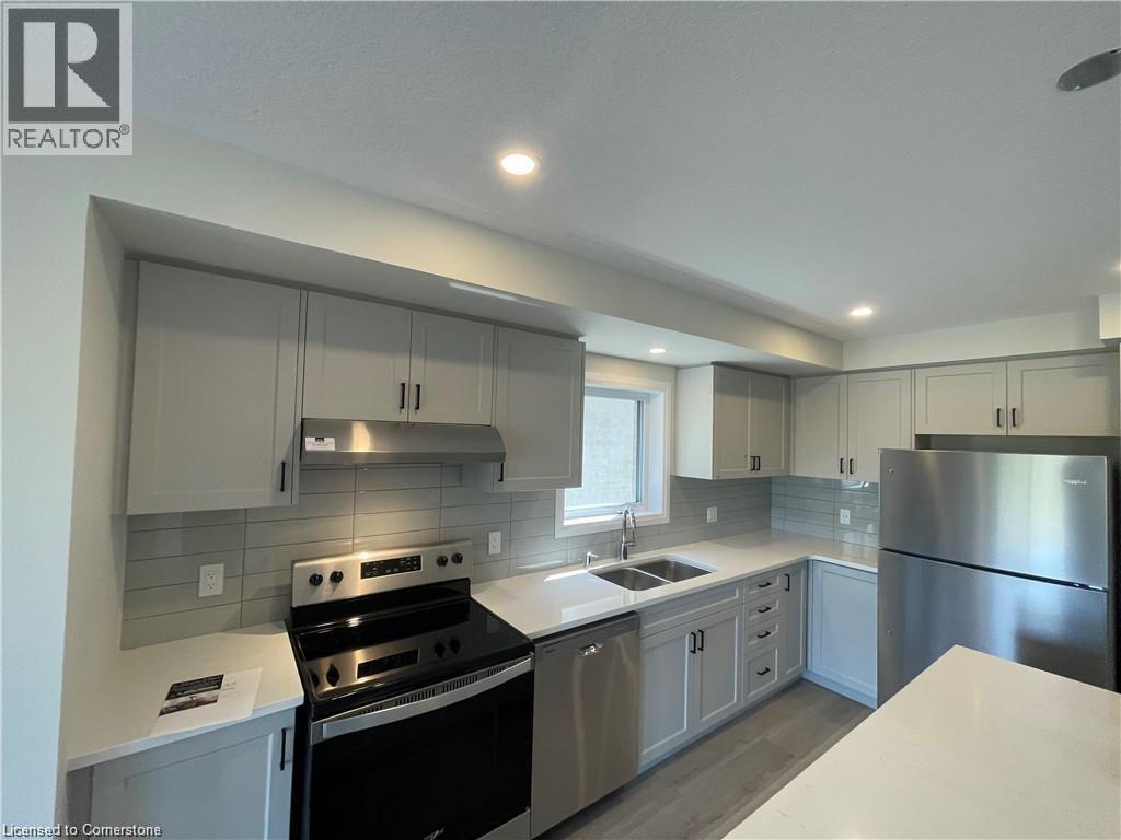 15 Stauffer Woods Trail Unit# 33, Kitchener, Ontario  N2P 0L1 - Photo 13 - 40757065