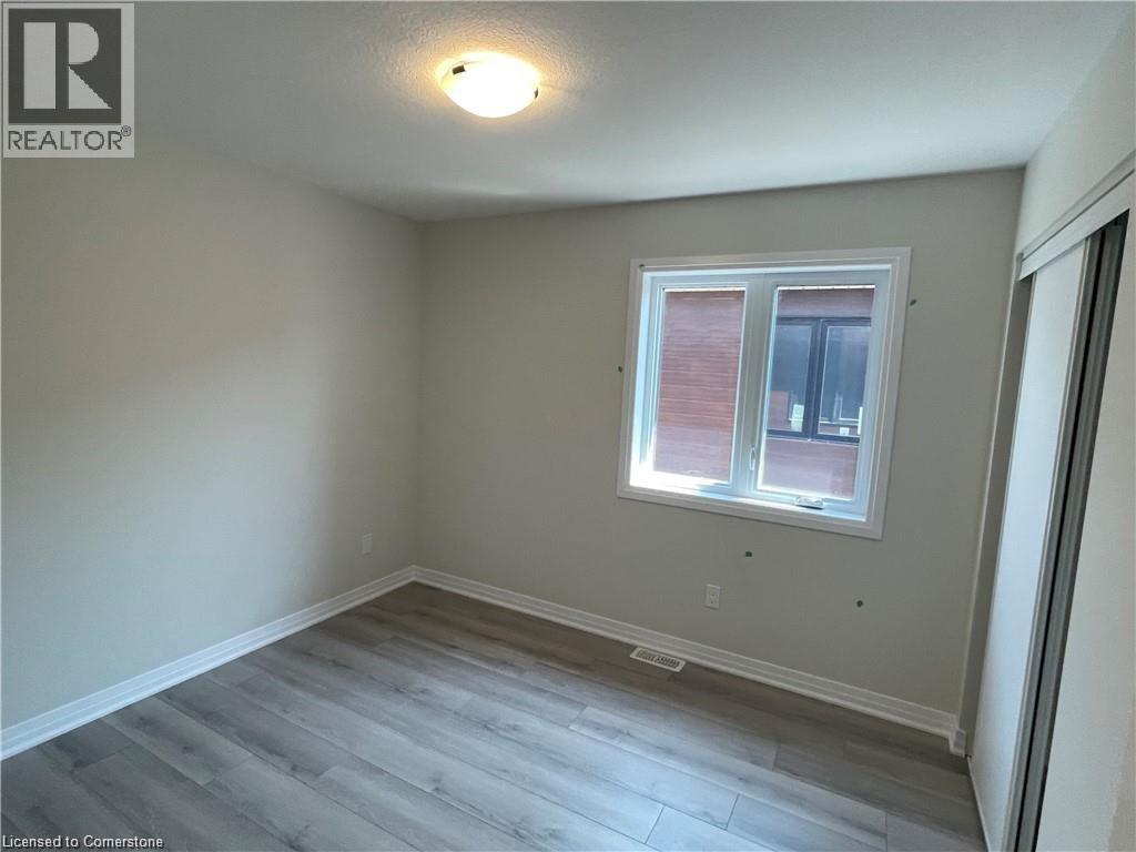 15 Stauffer Woods Trail Unit# 33, Kitchener, Ontario  N2P 0L1 - Photo 21 - 40757065