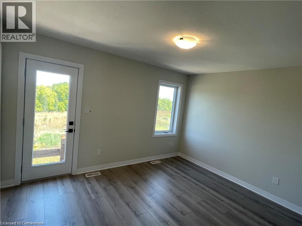 15 Stauffer Woods Trail Unit# 33, Kitchener, Ontario  N2P 0L1 - Photo 4 - 40757065