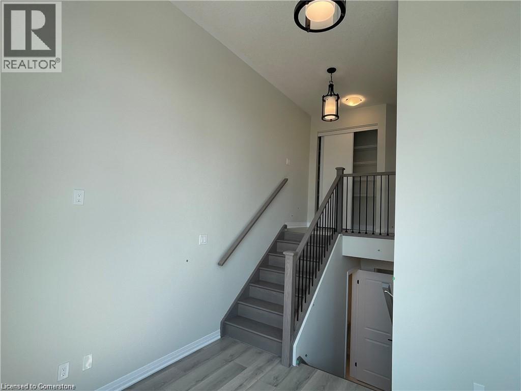 15 Stauffer Woods Trail Unit# 33, Kitchener, Ontario  N2P 0L1 - Photo 7 - 40757065
