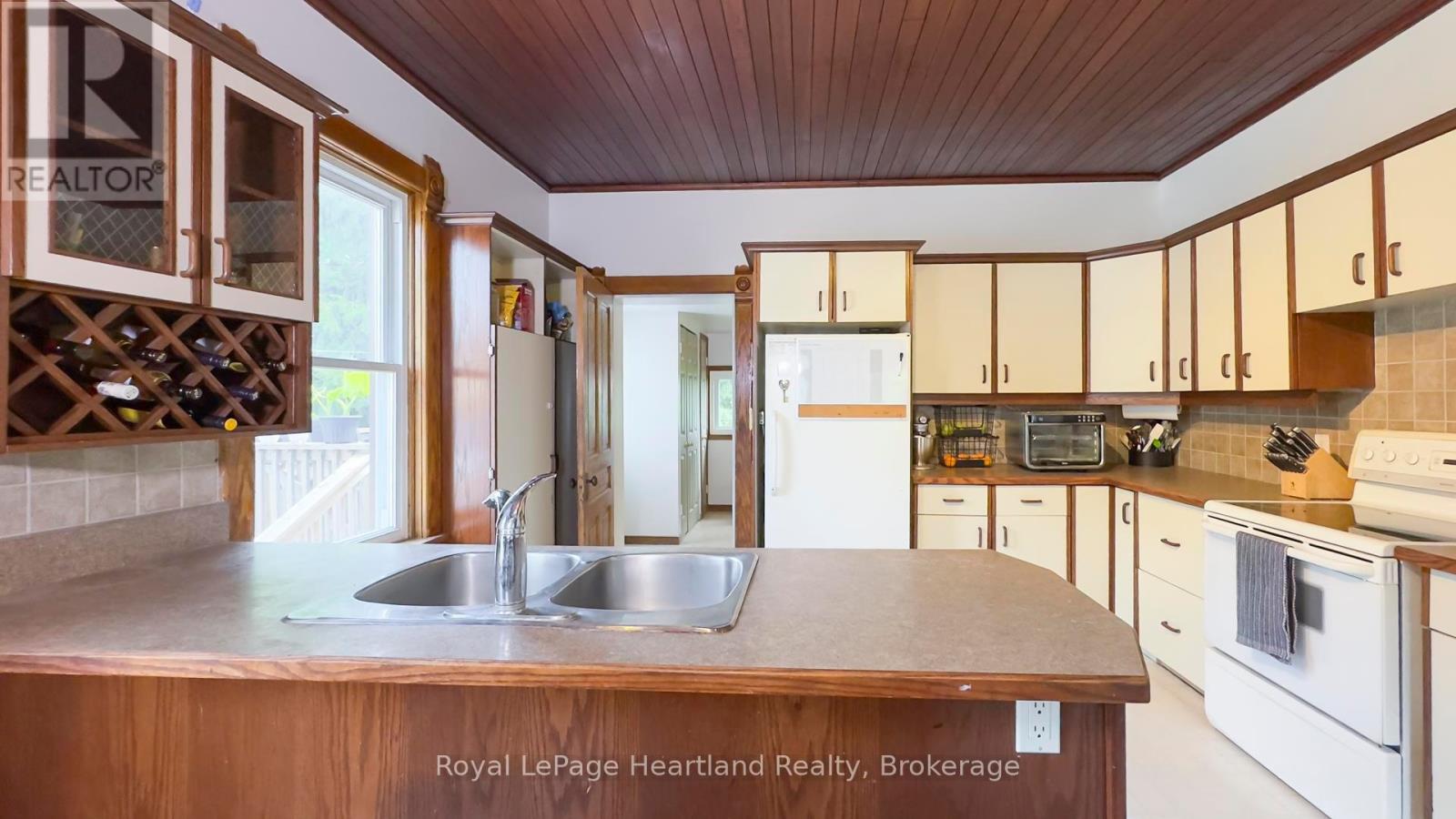 40158 Cranbrook Road, Morris Turnberry, Ontario  N0G 1H0 - Photo 23 - X12324874