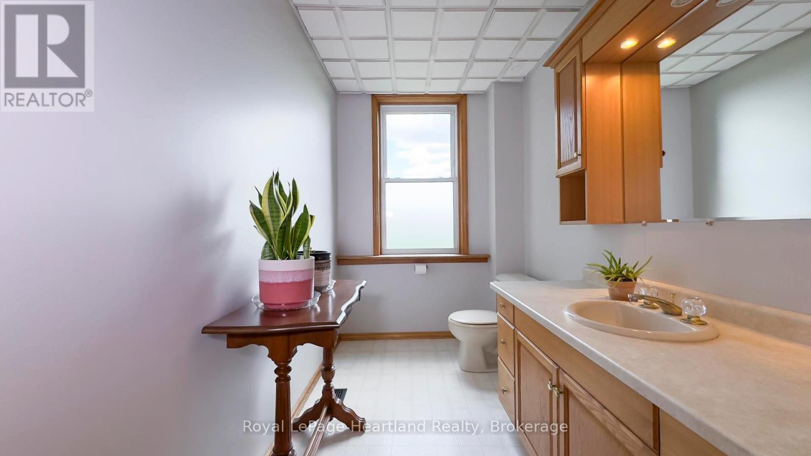 40158 Cranbrook Road, Morris Turnberry, Ontario  N0G 1H0 - Photo 39 - X12324874