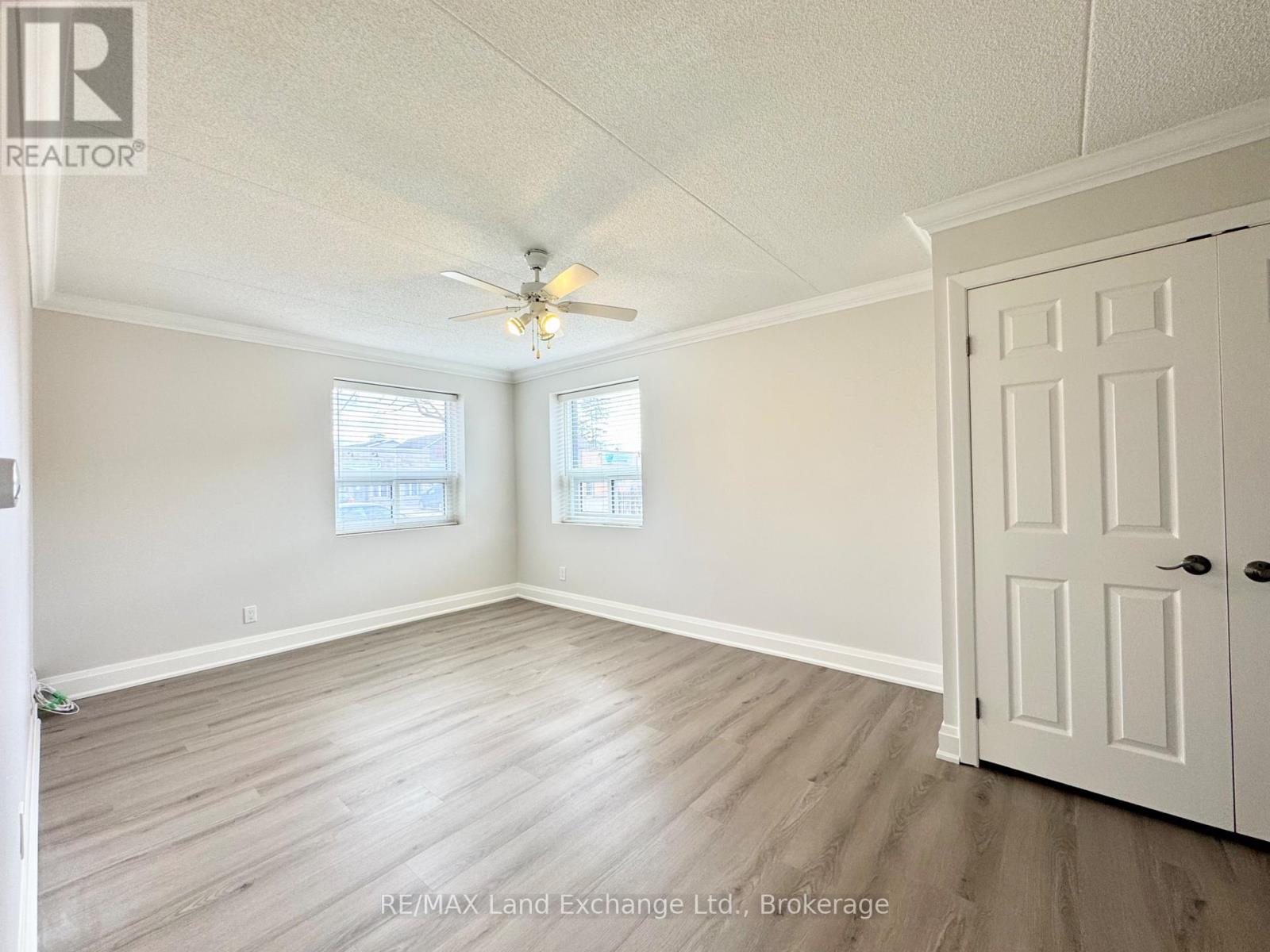 101 - 101-536 11th Avenue, Hanover, Ontario  N4N 2S4 - Photo 14 - X12325030