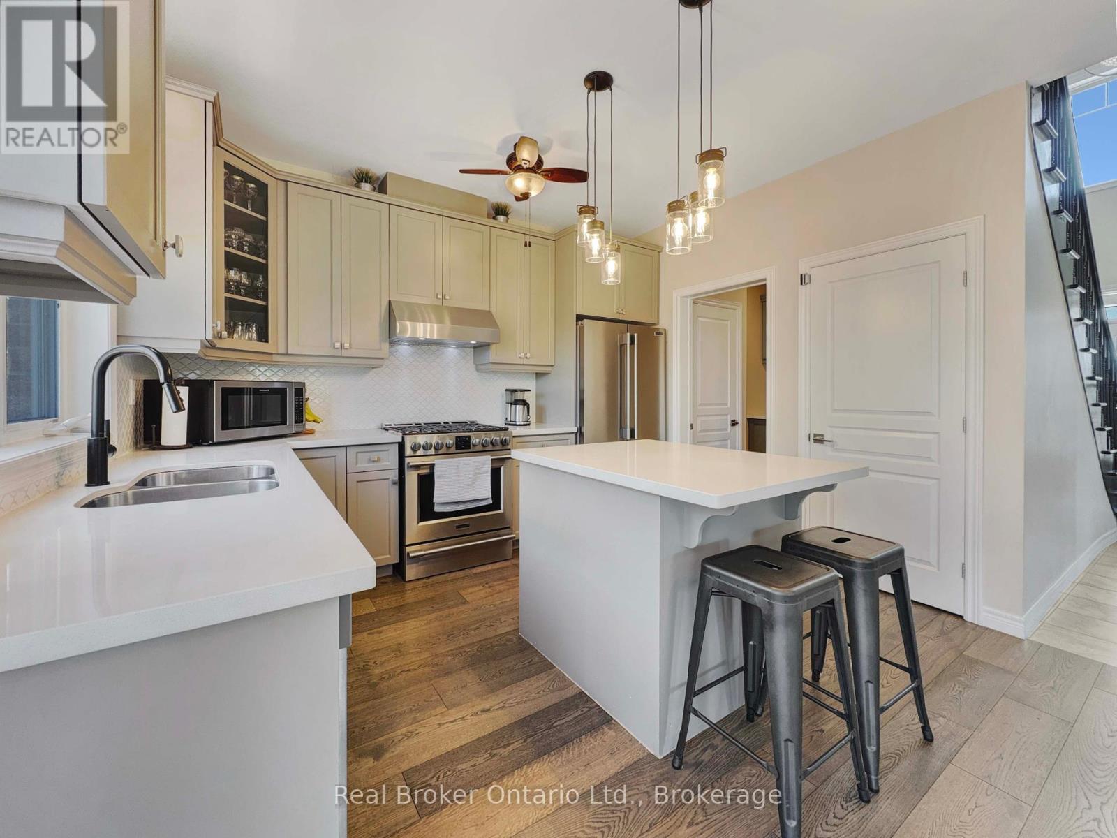 192 Pumpkin Pass, Hamilton, Ontario  L0R 1C0 - Photo 12 - X12325383