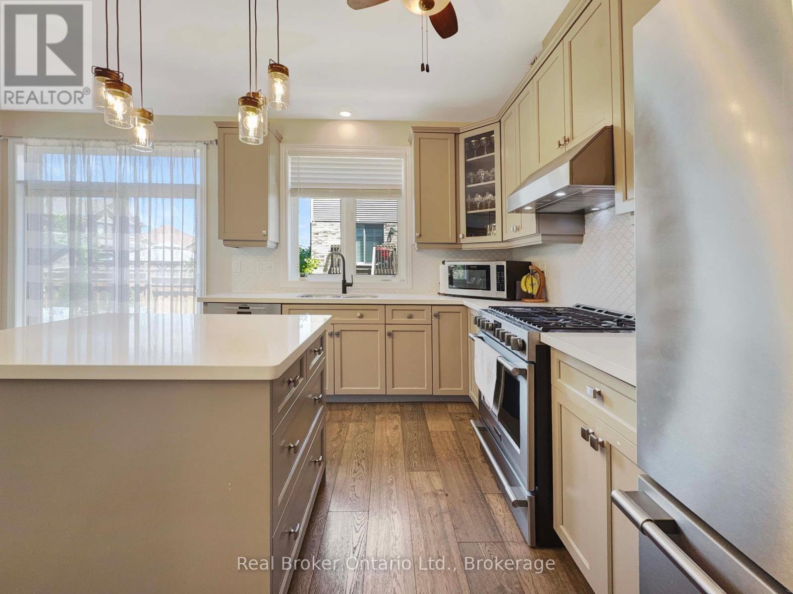 192 Pumpkin Pass, Hamilton, Ontario  L0R 1C0 - Photo 15 - X12325383