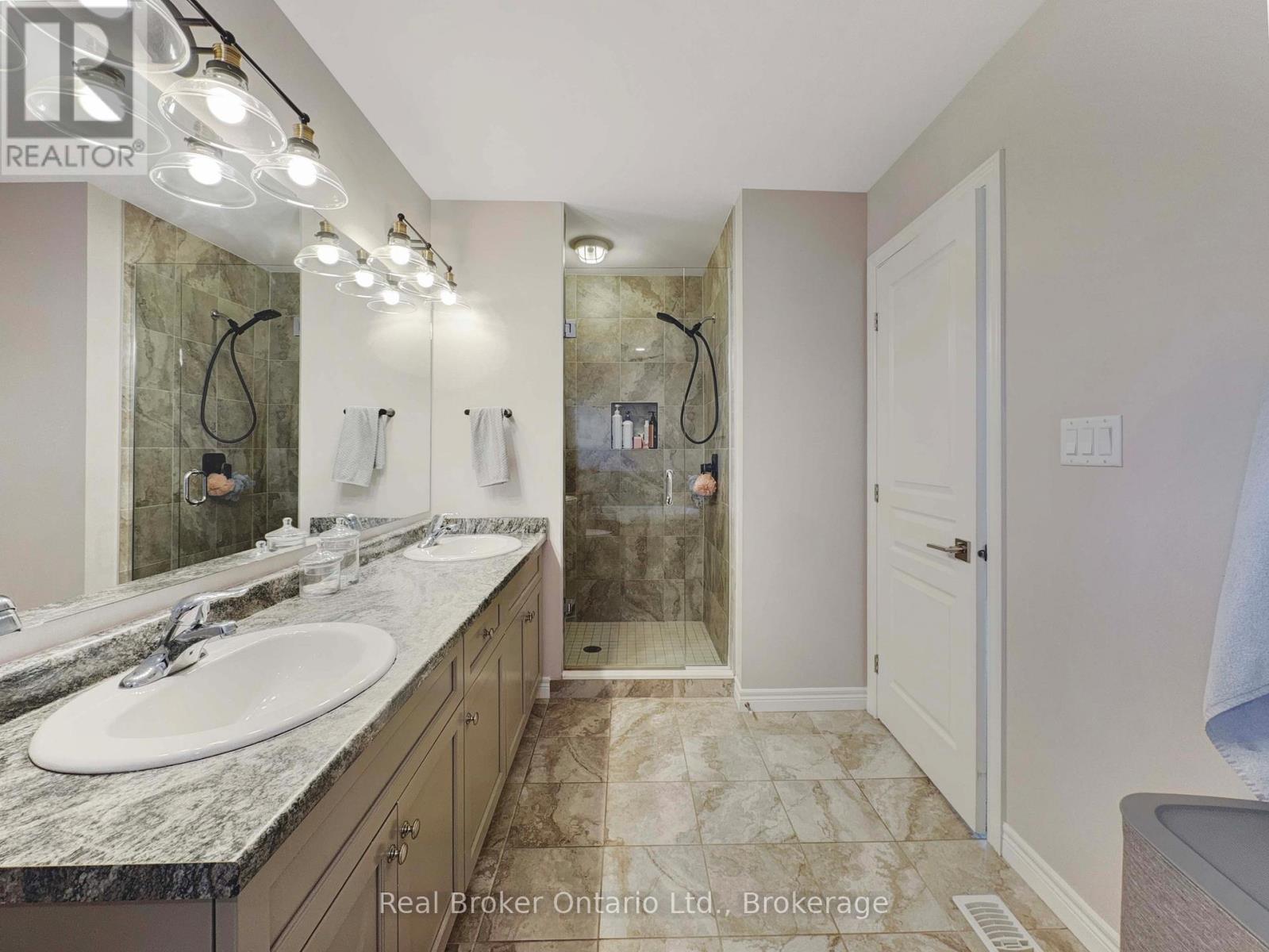 192 Pumpkin Pass, Hamilton, Ontario  L0R 1C0 - Photo 22 - X12325383
