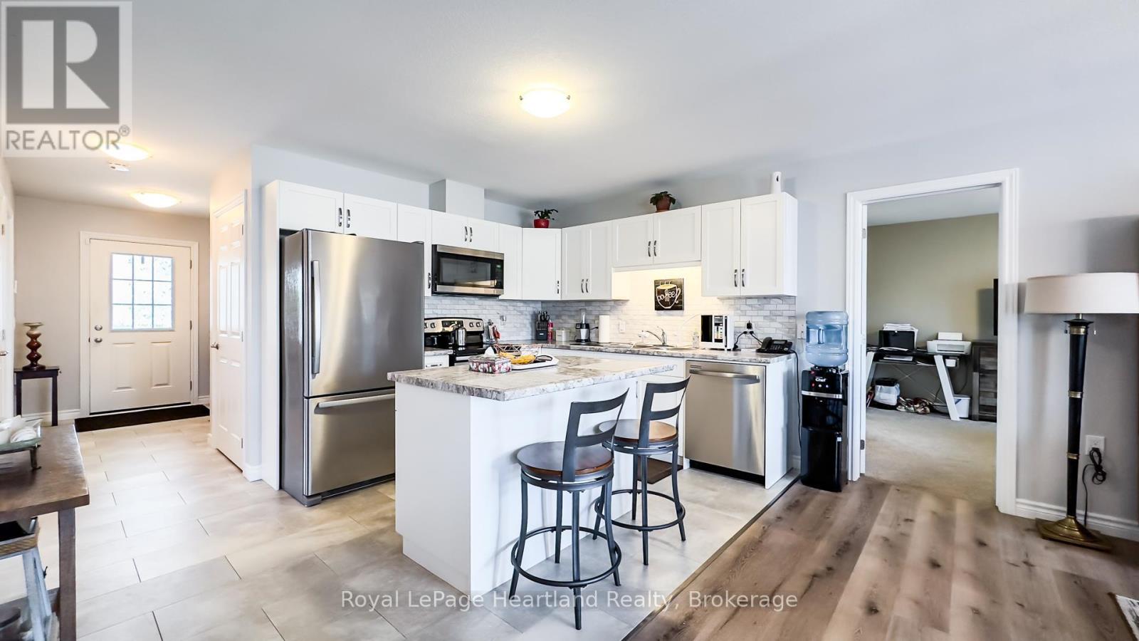 94 Lake Breeze Drive, Ashfield-Colborne-Wawanosh, Ontario  N7A 0B9 - Photo 16 - X12325498