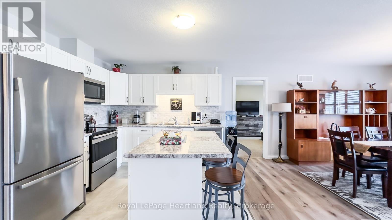 94 Lake Breeze Drive, Ashfield-Colborne-Wawanosh, Ontario  N7A 0B9 - Photo 18 - X12325498