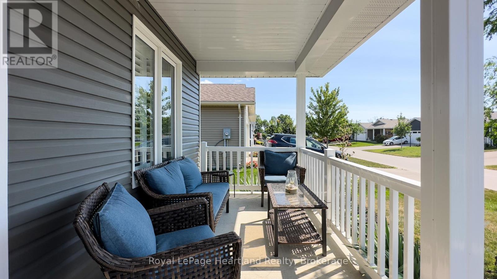 94 Lake Breeze Drive, Ashfield-Colborne-Wawanosh, Ontario  N7A 0B9 - Photo 37 - X12325498