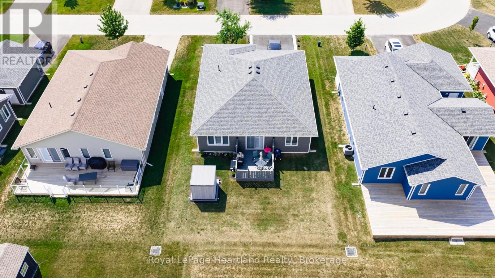94 Lake Breeze Drive, Ashfield-Colborne-Wawanosh, Ontario  N7A 0B9 - Photo 41 - X12325498
