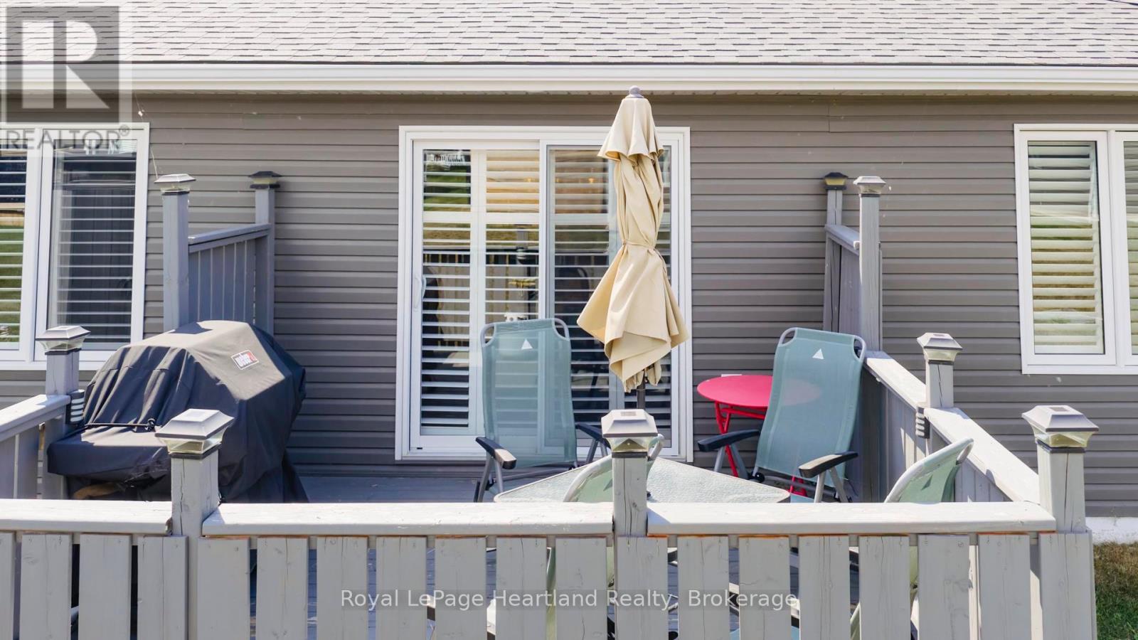 94 Lake Breeze Drive, Ashfield-Colborne-Wawanosh, Ontario  N7A 0B9 - Photo 44 - X12325498
