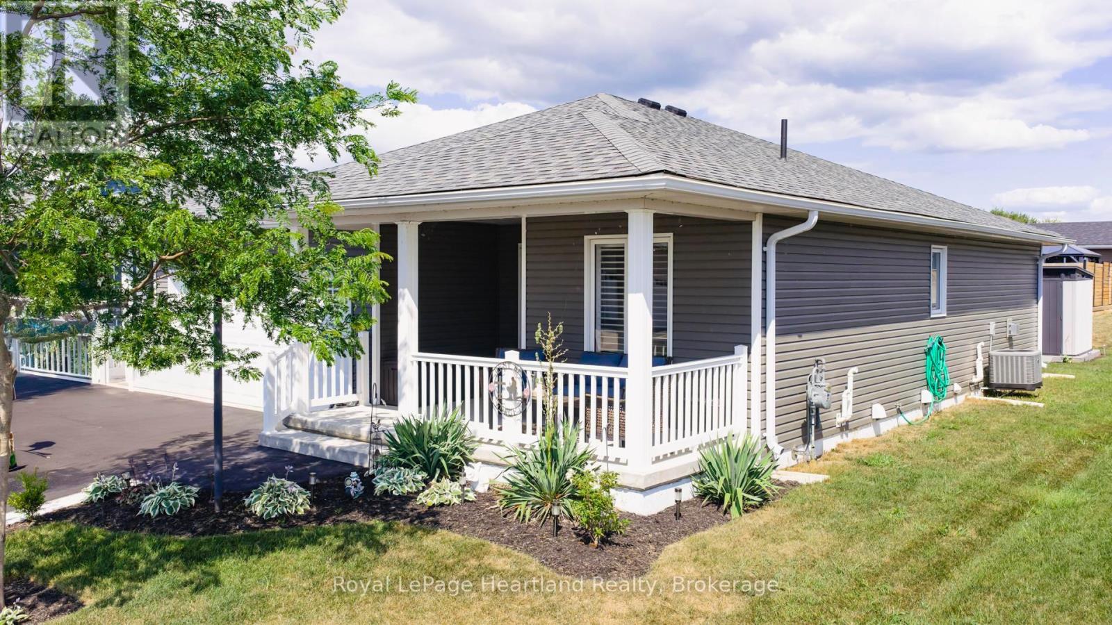 94 Lake Breeze Drive, Ashfield-Colborne-Wawanosh, Ontario  N7A 0B9 - Photo 47 - X12325498
