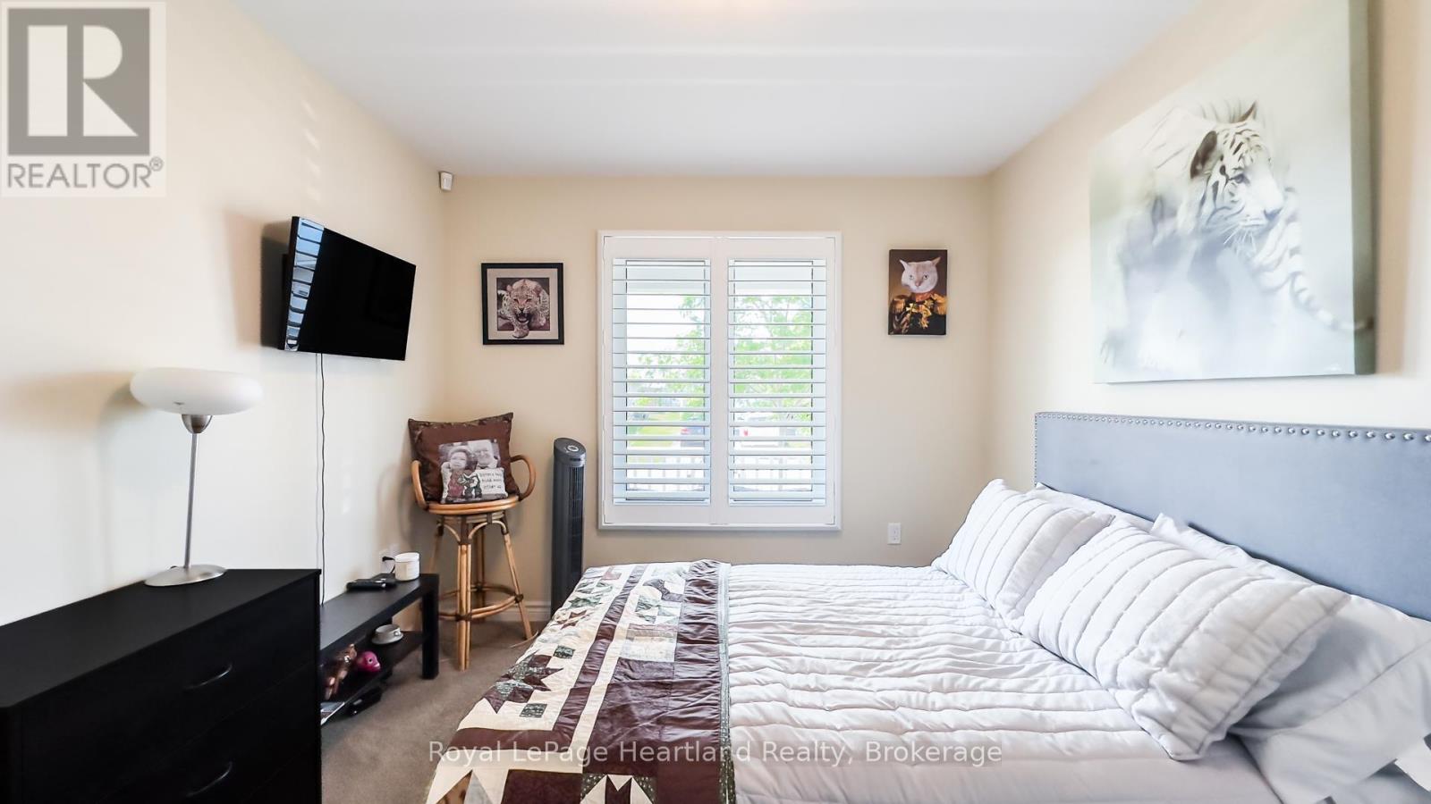 94 Lake Breeze Drive, Ashfield-Colborne-Wawanosh, Ontario  N7A 0B9 - Photo 6 - X12325498